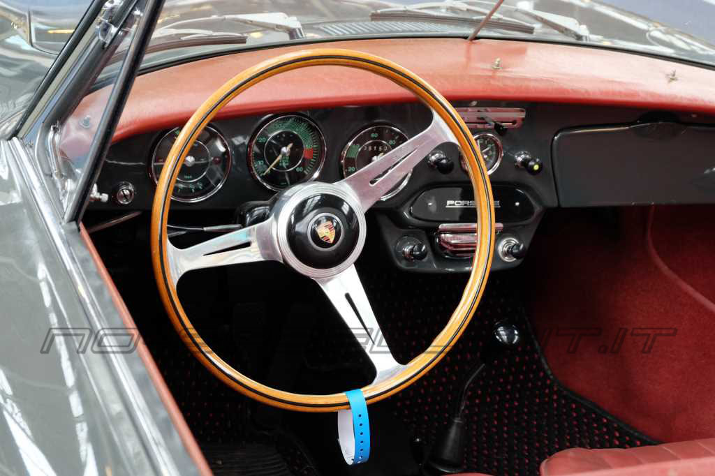 Mostra_Porsche_356_Autoworld 